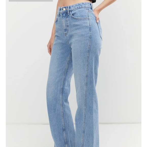 STRAIGHT LEG JEAN WITH SPLIT HEM (S) - Picture 1 of 11